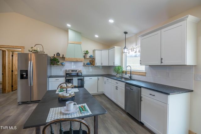 4695 Cedar Creek Road, Greeneville, TN 37743