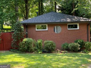 1975 Clearwater Drive SE, Marietta, GA 30067