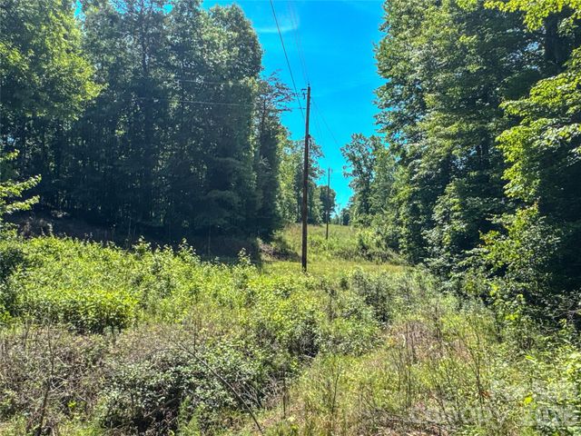 306 Golden Valley Road, Casar, NC 28020