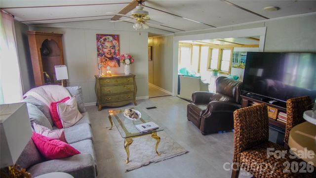 306 Golden Valley Road, Casar, NC 28020