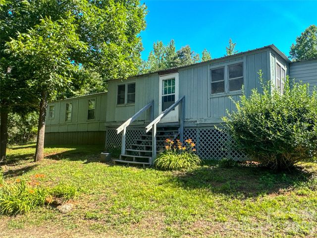 306 Golden Valley Road, Casar, NC 28020