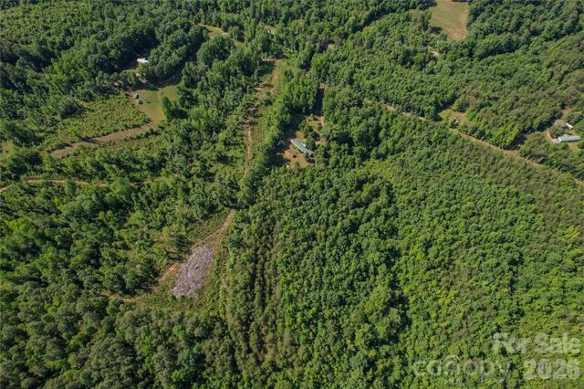 306 Golden Valley Road, Casar, NC 28020