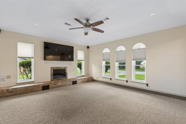1548 Timbercreek Drive, Howe, TX 75459