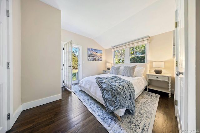 30 Exchange Place, Westhampton Beach, NY 11978