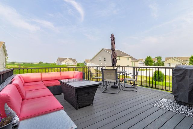 908 Ashford Road, Belle Plaine, MN 56011