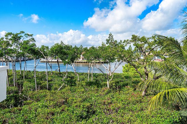 3200 S Ocean Boulevard 201, Highland Beach, FL 33487