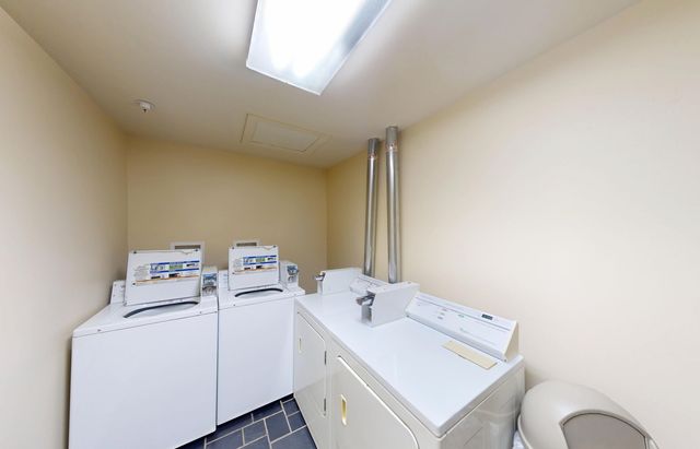 135 Salem AVE, Roanoke, VA 24011