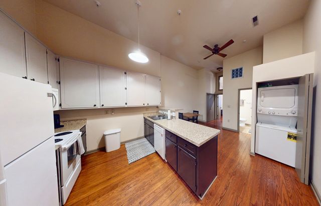 135 Salem AVE, Roanoke, VA 24011