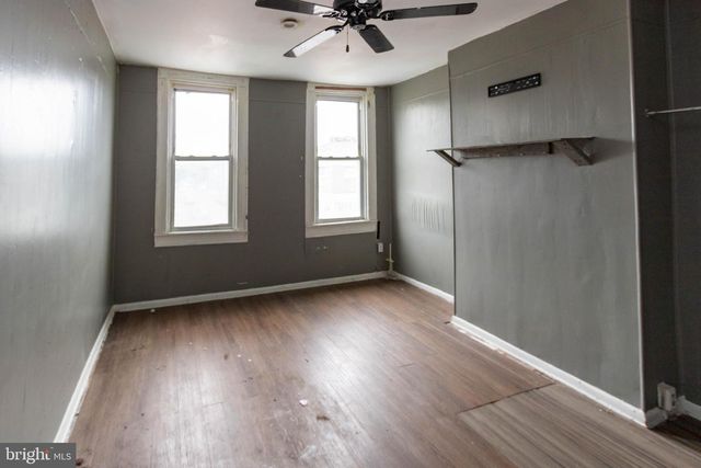 2421 E MONUMENT ST, Baltimore, MD 21205