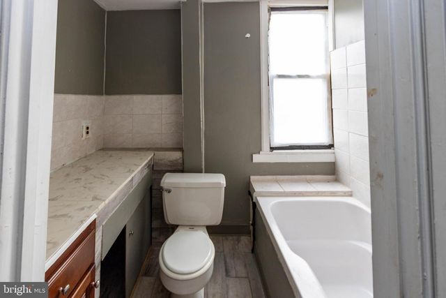 2421 E MONUMENT ST, Baltimore, MD 21205