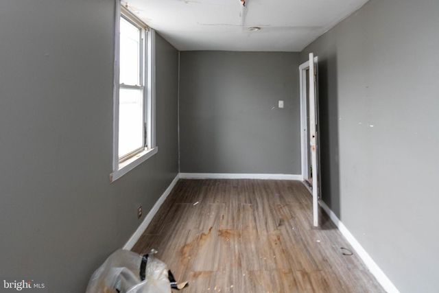 2421 E MONUMENT ST, Baltimore, MD 21205