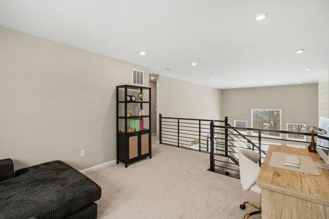 854 Fairbanks Lane, Newport, KY 41071