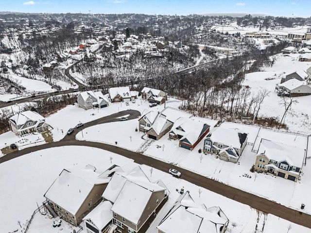 854 Fairbanks Lane, Newport, KY 41071