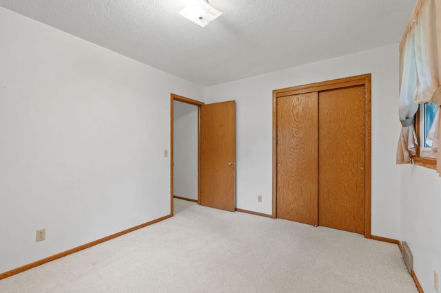 310 Lanewood Lane N, Plymouth, MN 55447
