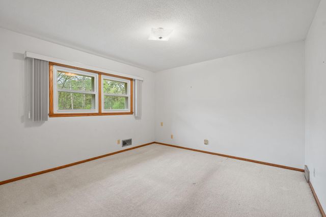 310 Lanewood Lane N, Plymouth, MN 55447