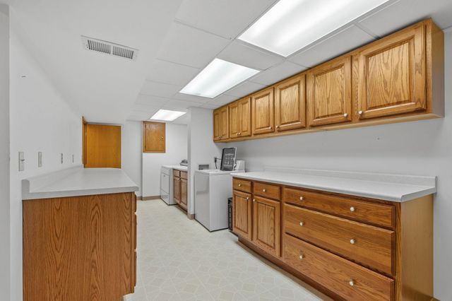 310 Lanewood Lane N, Plymouth, MN 55447