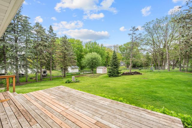310 Lanewood Lane N, Plymouth, MN 55447