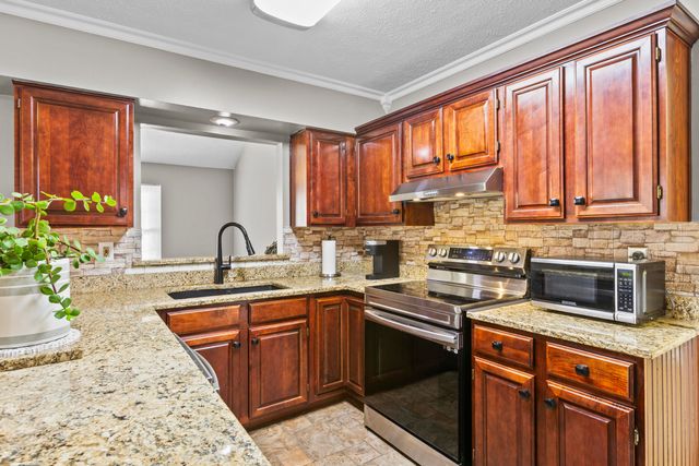 249 Forest Hill Drive, Lexington, KY 40509