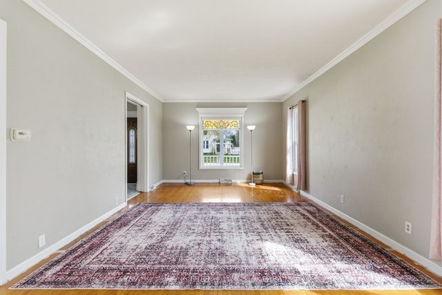 536 W PALACE Row, Geneseo, IL 61254