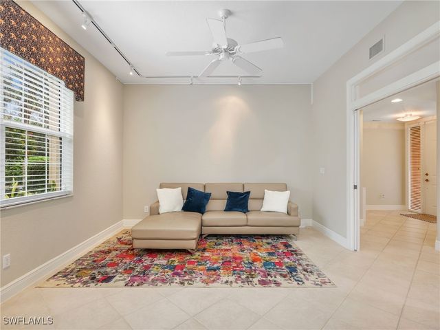 600 Vintage Reserve LN 22B, Naples, FL 34119