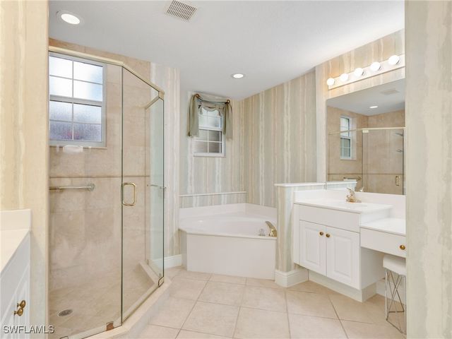 600 Vintage Reserve LN 22B, Naples, FL 34119