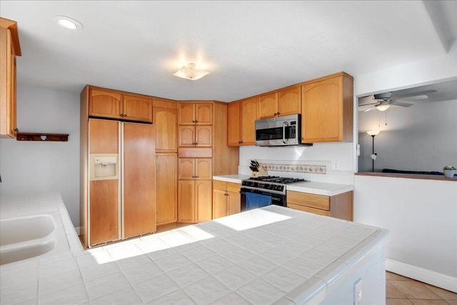 4620 Bayview Dr, Copperopolis, CA 95228