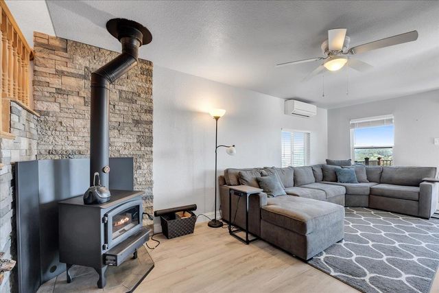 4620 Bayview Dr, Copperopolis, CA 95228