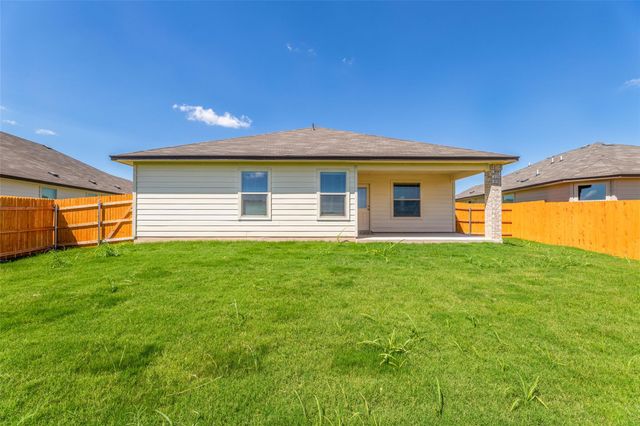 125 Break Ave, Taylor, TX 76574