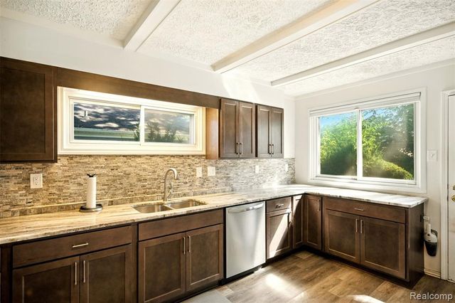 2814 Burdette Street, Ferndale, MI 48220