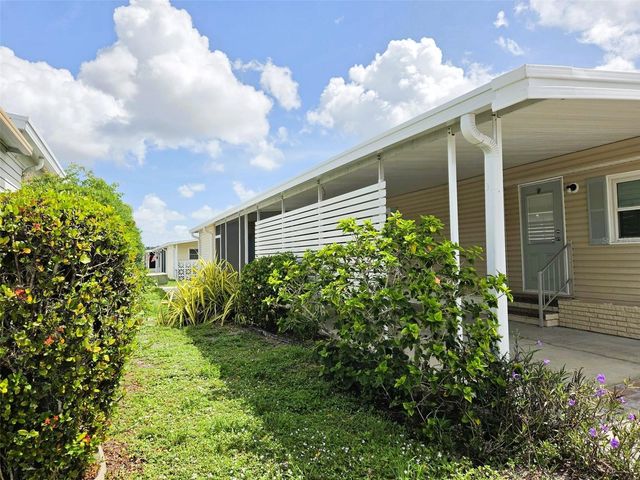 3227 BAYBERRY TERRACE, Sarasota, FL 34237