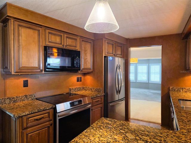 3227 BAYBERRY TERRACE, Sarasota, FL 34237