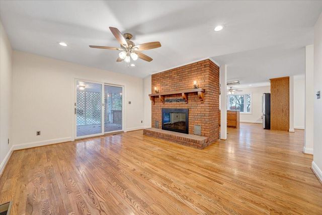 3054 Loch Haven DR, Roanoke, VA 24019