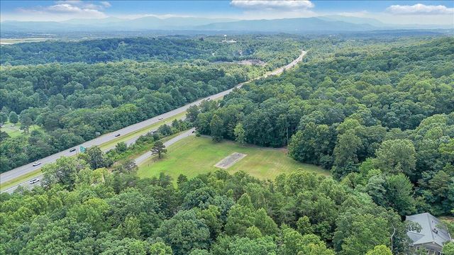 3054 Loch Haven DR, Roanoke, VA 24019