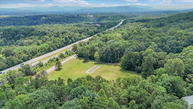 3054 Loch Haven DR, Roanoke, VA 24019