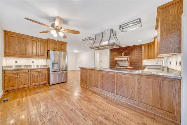 3054 Loch Haven DR, Roanoke, VA 24019