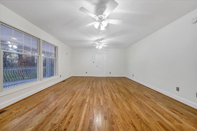 3054 Loch Haven DR, Roanoke, VA 24019