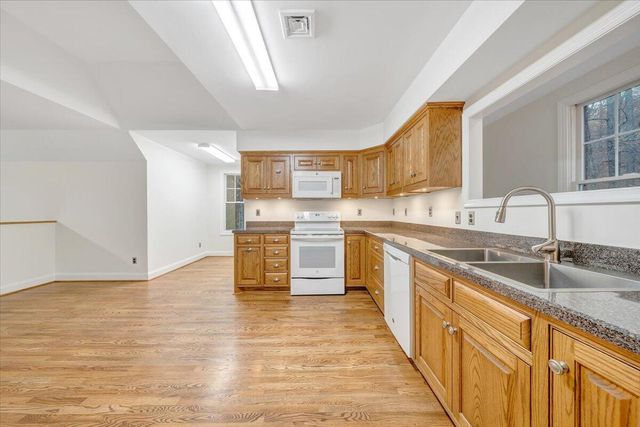 3054 Loch Haven DR, Roanoke, VA 24019