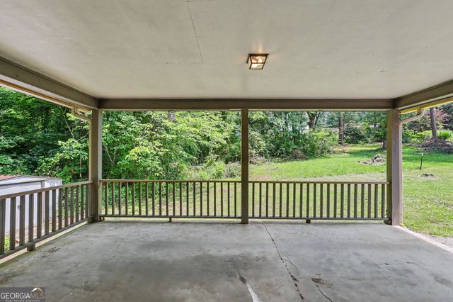 95 East Gate Terrace Lane, Clayton, GA 30525