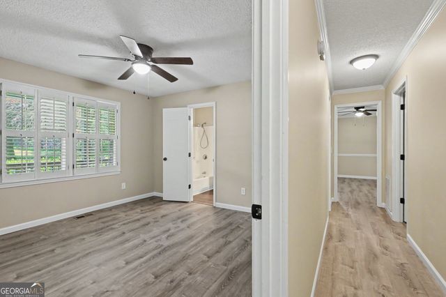 95 East Gate Terrace Lane, Clayton, GA 30525