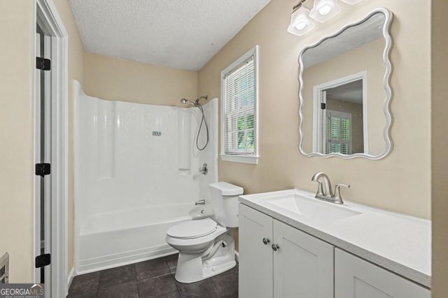 95 East Gate Terrace Lane, Clayton, GA 30525