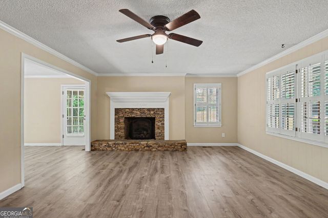 95 East Gate Terrace Lane, Clayton, GA 30525