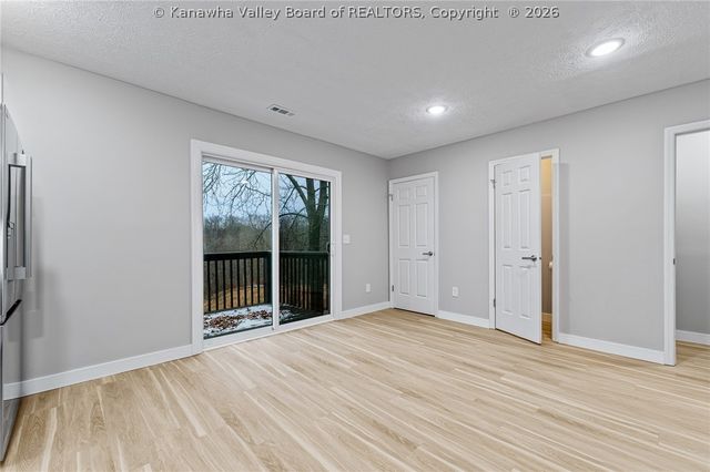 319 Berry Lane, Barboursville, WV 25504