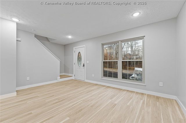 319 Berry Lane, Barboursville, WV 25504