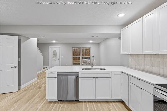 319 Berry Lane, Barboursville, WV 25504