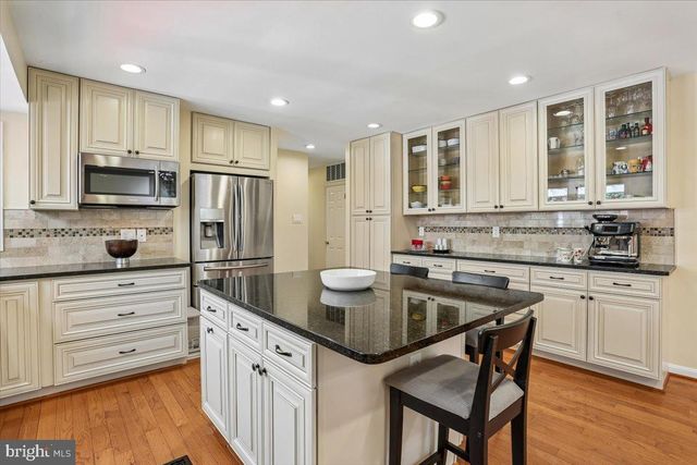 11415 BEDFORDSHIRE AVE, Potomac, MD 20854