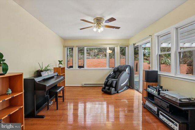 11415 BEDFORDSHIRE AVE, Potomac, MD 20854