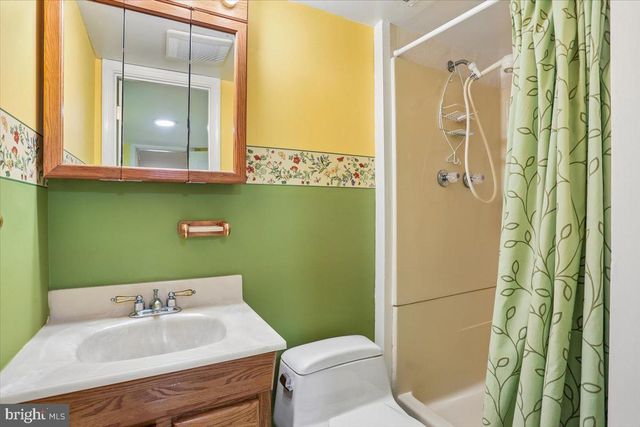 11415 BEDFORDSHIRE AVE, Potomac, MD 20854