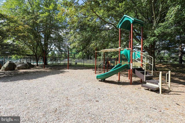 11415 BEDFORDSHIRE AVE, Potomac, MD 20854