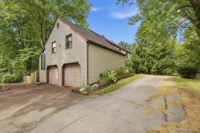 1700 Granger Road, Ortonville, MI 48462