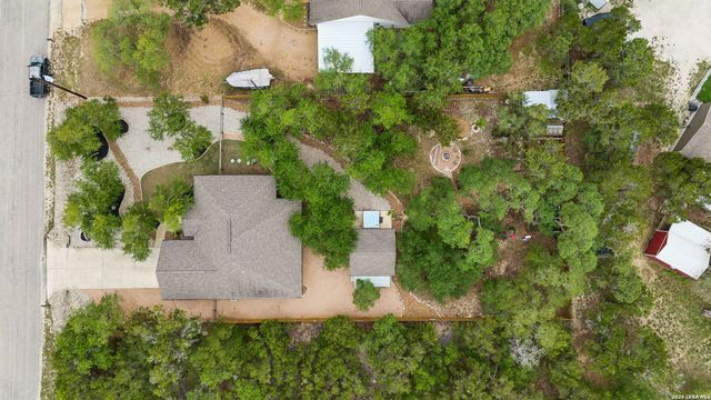 1284 Marlys, Canyon Lake, TX 78133